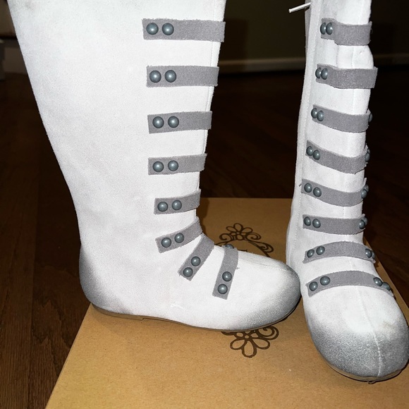 Joyfolie gray two tone boots - Picture 2 of 3
